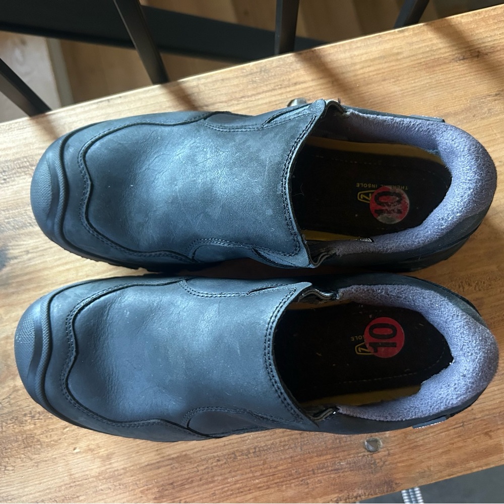 Keen Targhee Black Leather Slip-Ons like new - Picture 3 of 3
